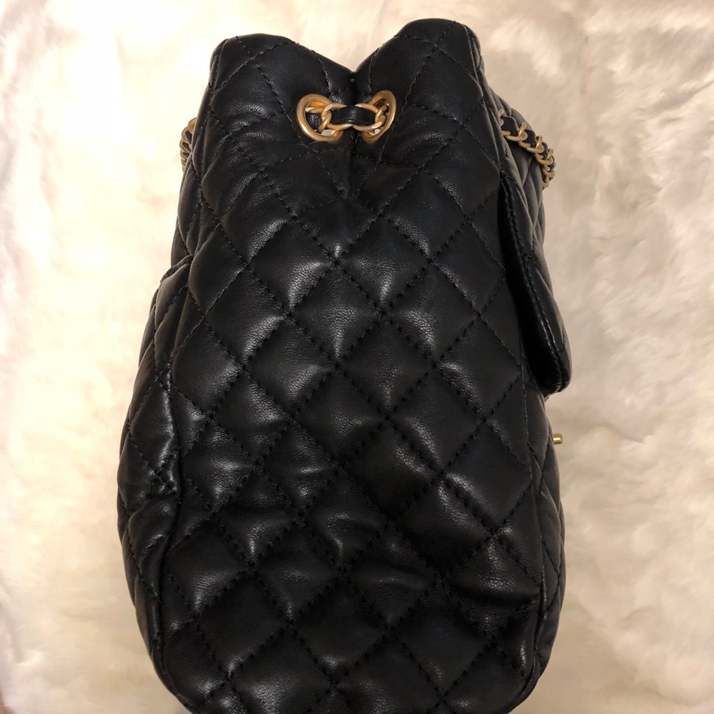 💯 Authentic Chanel Large Lambskin shopping bag - Picture 5 of 8